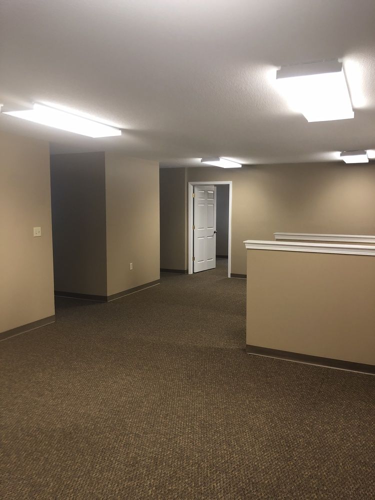 Powell - Like New Professional Office: 7317 Clinton Hwy, Powell, TN 37849